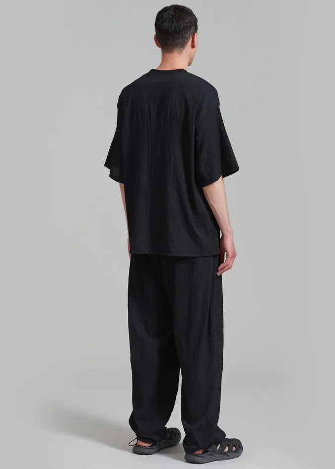 The Frankie Shop Tops Eliott Crinkle Tee 8211 Black 8211 Men