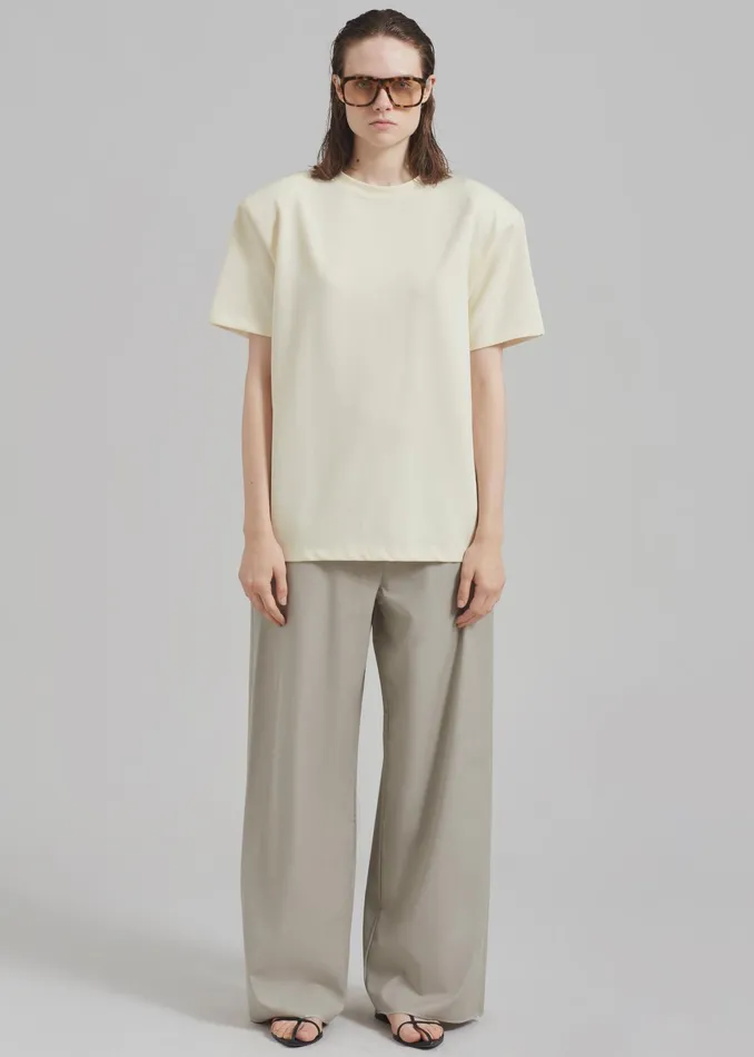 The Frankie Shop Tops Rowen Padded Shoulder Tee 8211 Cream 8211 Women