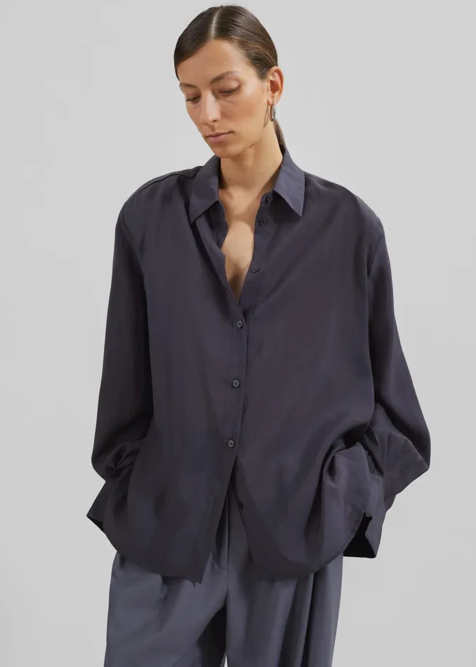 The Frankie Shop Tops Zoula Padded Shirt 8211 Charcoal 8211 Women