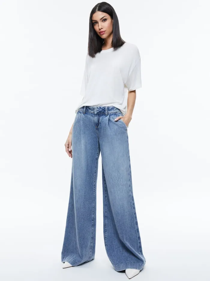 Tops Women Alice Olivia Evan Oversized Tee Off White