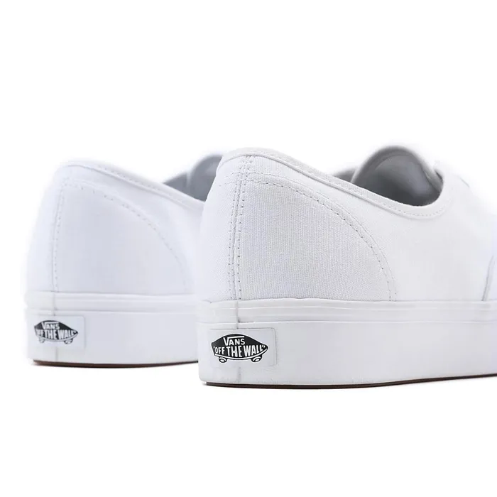 Vans Classics Men Classic ComfyCush Authentic Shoes White