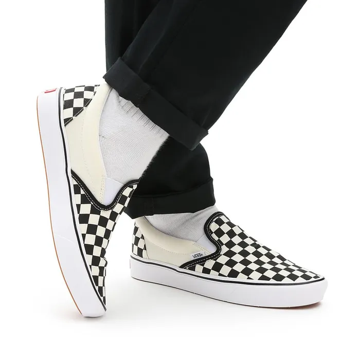 Vans Classics Women Comfycush SlipOn Shoes Black White