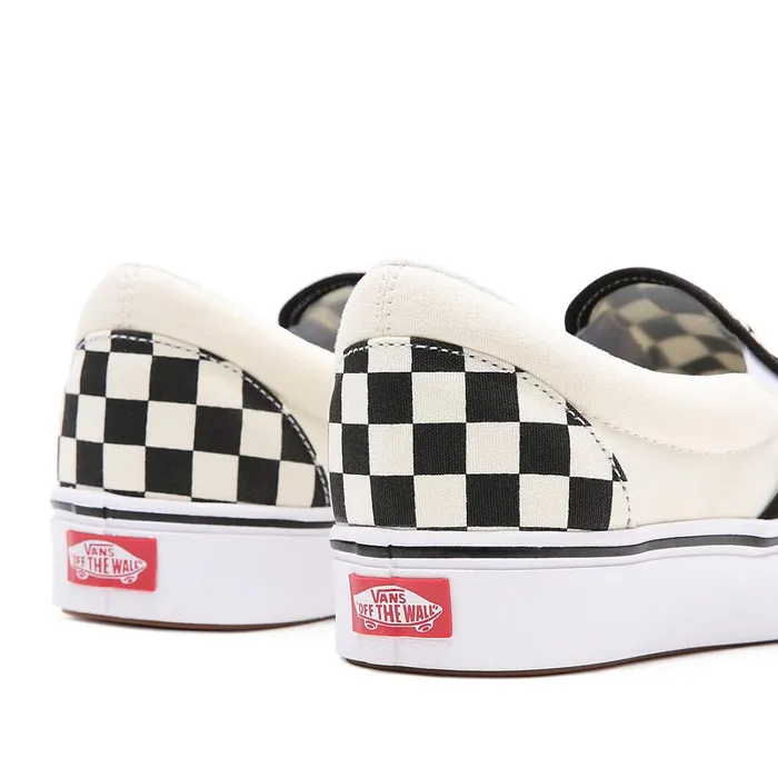 Vans Classics Women Comfycush SlipOn Shoes Black White