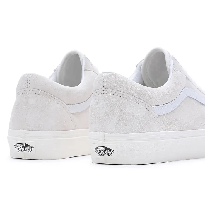 Vans Classics Women Pig Suede Old Skool Shoes White