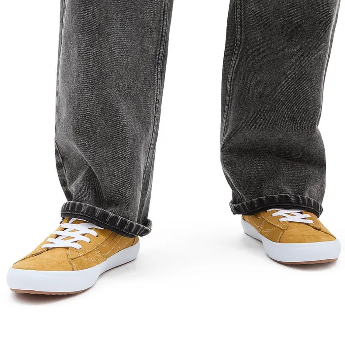 Vans HiTop Shoes Women The Lizzie Shoes Gold