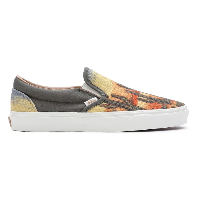 Vans View All Men Classic SlipOn Shoes Multicolour