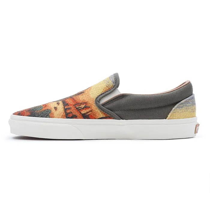 Vans View All Men Classic SlipOn Shoes Multicolour