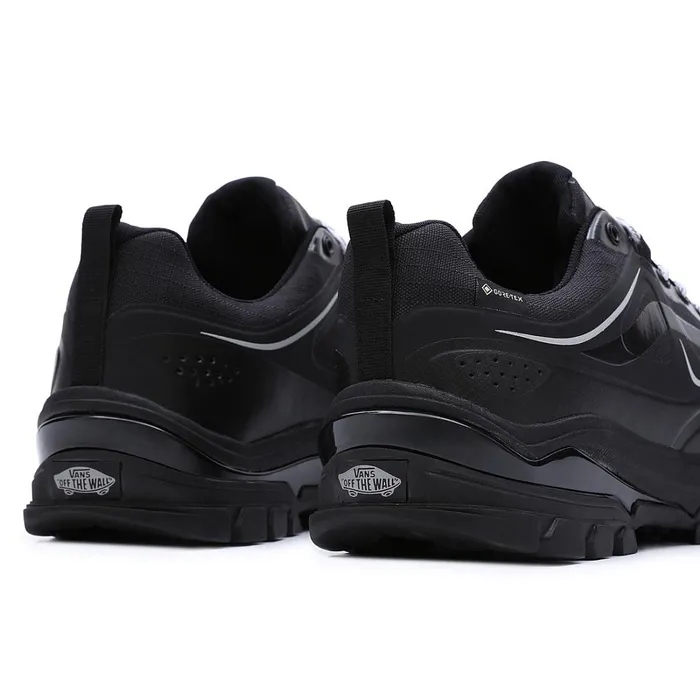 Vans View All Men GoreTex Amzn MTE3 Shoes Black
