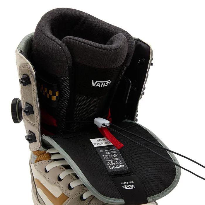 Vans View All Men Invado Pro X Darrell Mathes Snowboard Boots Beige
