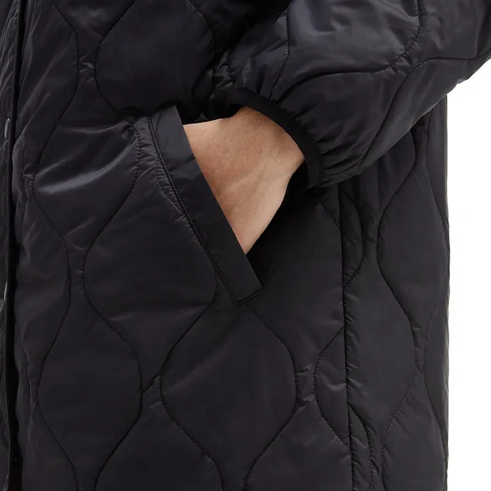 Vans View All Women Forces OS Short Reversible Liner Jacket Black