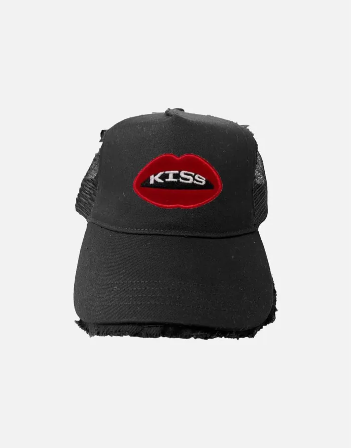 Women039s Jilly Kiss Lip Patch Black Lauren Moshi Hats