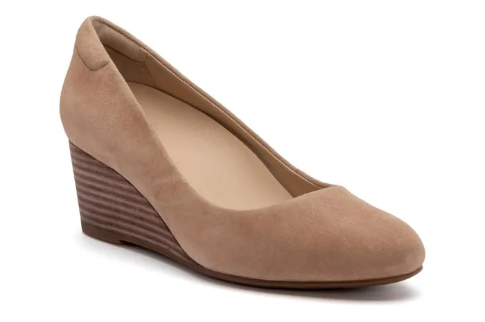 Women ABEO Footwear Dress Veranda Stacked Beige Suede