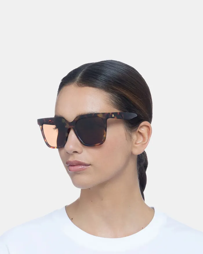 Women AIRE METEORITE SUNGLASSES Multi Sunglasses NOVO Shoes