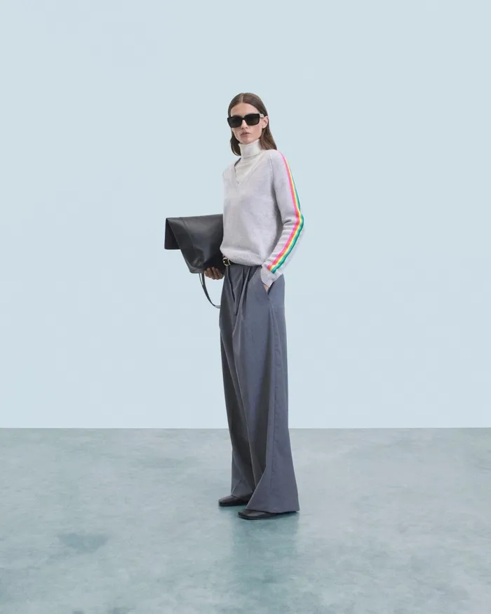 Women Cashmere Sweaters From Future VNeck Sweater With Multico Sleeves Light Heather Gray