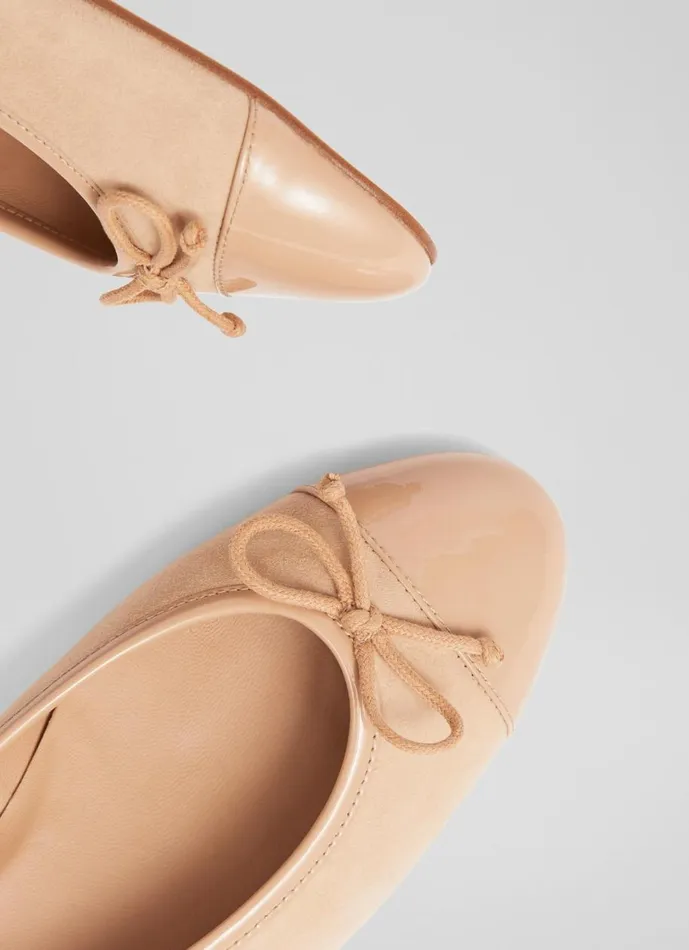 Women Flats LKBennett Kara Beige Suede And Patent Toe Cap Ballet Flats Almond Women Flats LKBennett Kara Beige Suede And Patent Toe Cap Ballet Flats Almond