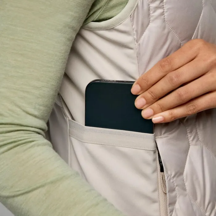 Women Hurricane Insulated Vest Dove Saucony Jackets