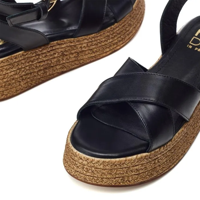 Women Moda In Pelle Wedge Sandals Pashyn Black Leather