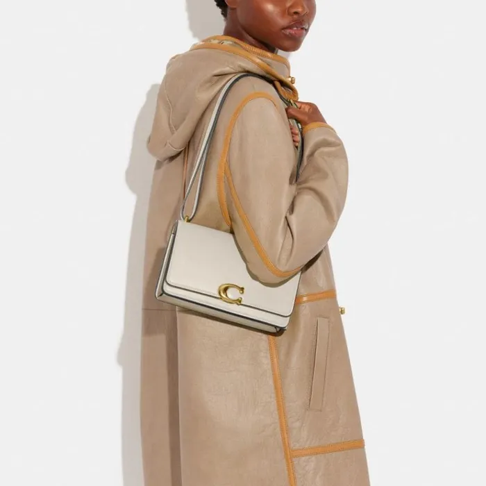 Women Shoulder Bags and Hobos Coach Bandit Shoulder Bag Brassivory