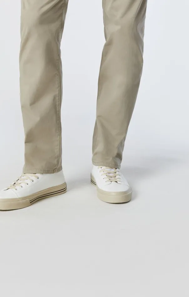 Zach Straight Leg In Beige Twill Men Mavi Jeans Pants